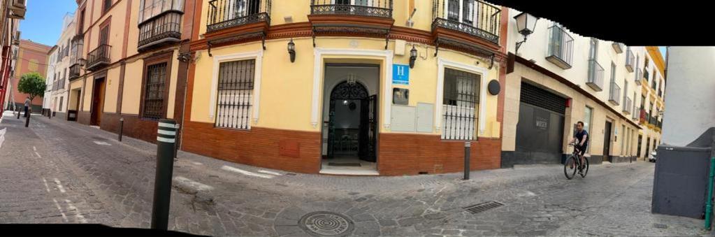 Hostal Paco'S Sevilla Exterior foto